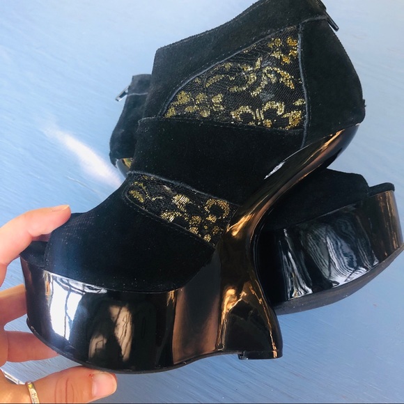 Platform Wedges - Picture 2 of 4